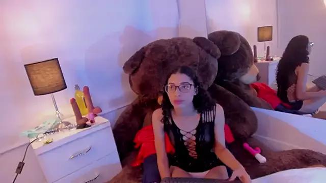 BeccaReedd on StripChat 