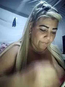 BonniAdams on StripChat 