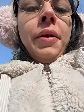 Bonniepark on StripChat 