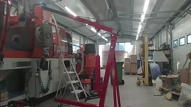 Boomerhun — naked doggy on teh floor at work