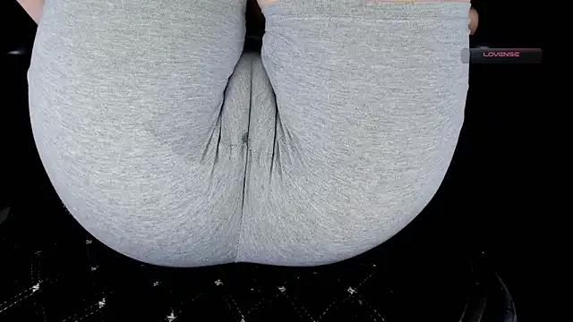 Cameltoe_squirt_inPants — squirt OCEAN