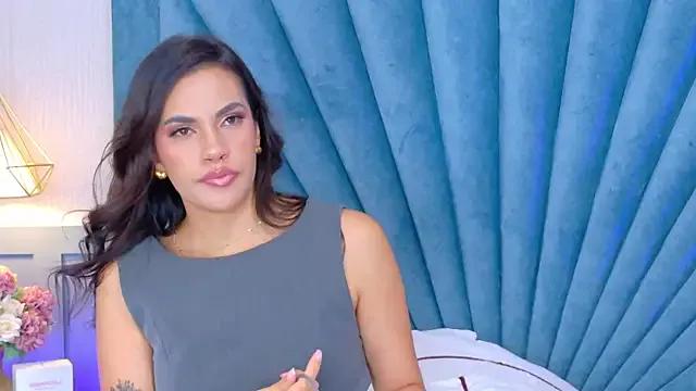 Freechat Camille_Torres on StripChat