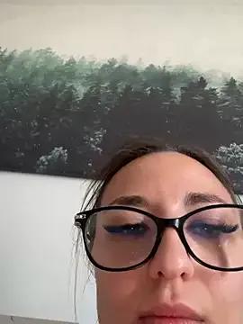 Celine_charme — Dshabillez moi