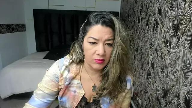 Chanel__Rose__ — DIAMOND ANAL PLUG+CONTROL LUSHX3MN