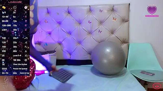 cleopatraa — DEEPHROAT COCK MACHINE