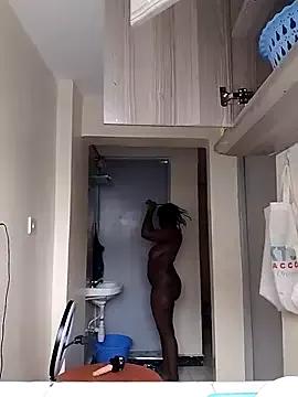 Freechat Coco_squirter on StripChat