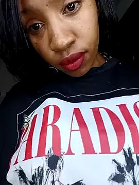 Freechat CocoSexyBabe on StripChat