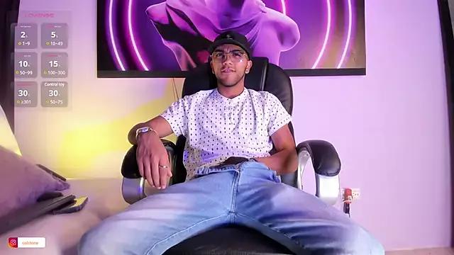 Colstorw_ — Freechat on StripChat