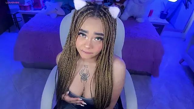 Freechat conny__curly on StripChat