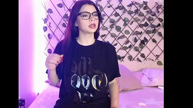 Danna_Myst on StripChat 
