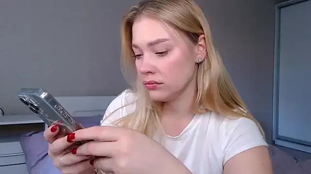 Freechat DIANAxxxDIAMOND on StripChat