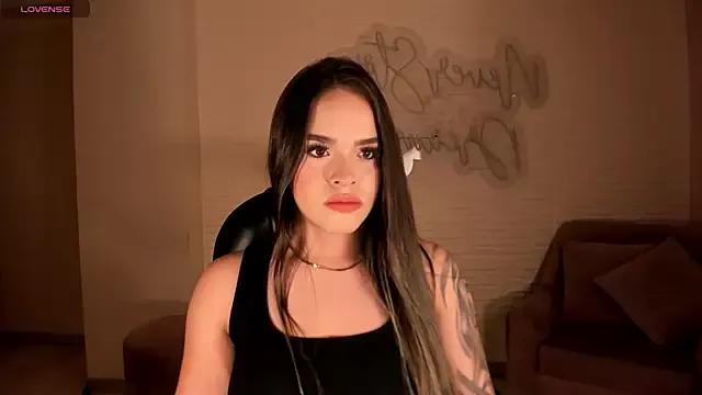 Freechat DonnaStonne on StripChat