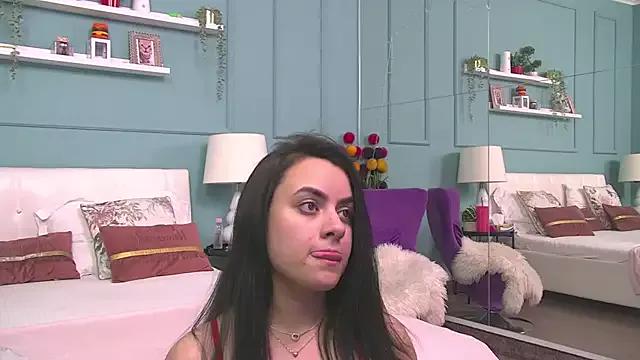 Freechat ElyzaIbarra on StripChat