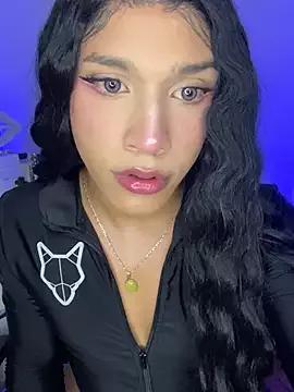 Emaa- on StripChat 