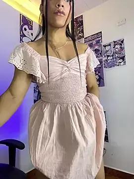 Emaa- on StripChat 