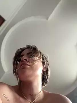 Freechat emiss_ on StripChat