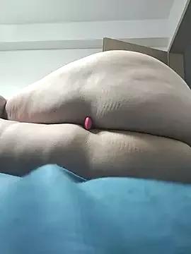 Freechat EmmaKrosss on StripChat