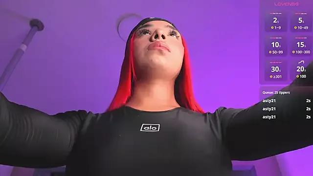 Freechat Emmily_Savage on StripChat