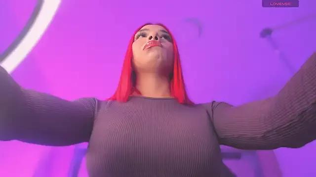 Freechat Emmily_Savage on StripChat