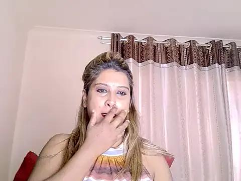 Freechat eroticbeauty37 on StripChat