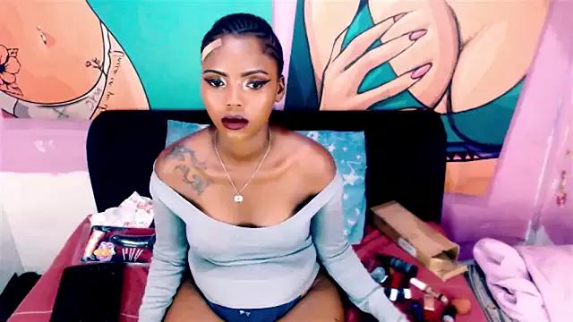 Freechat EroticDesiresxxx on StripChat