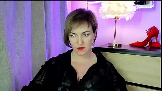 Freechat feliziaDesire on StripChat