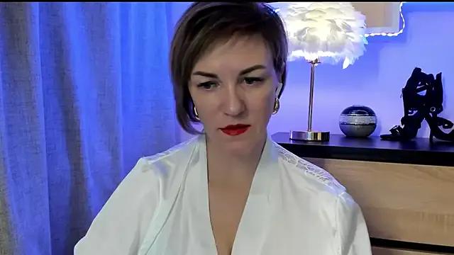 Freechat feliziaDesire on StripChat