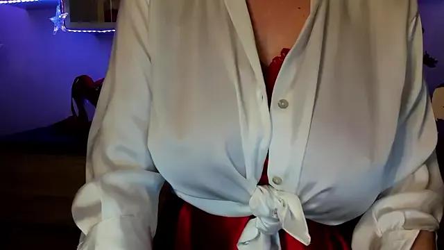 Freechat feliziaDesire on StripChat