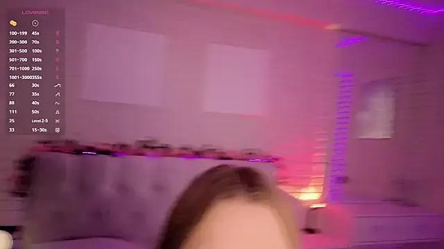 StripChat FlowersLover is Freechat FlowersLover — show my sweet ass