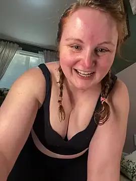 GingerSnap33 on StripChat 