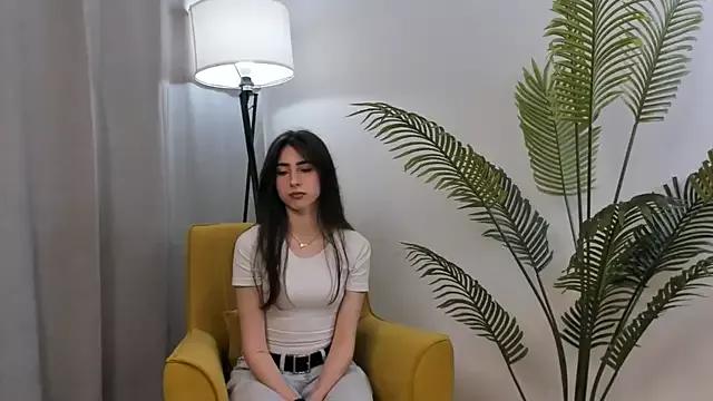 HarrietDutt on StripChat