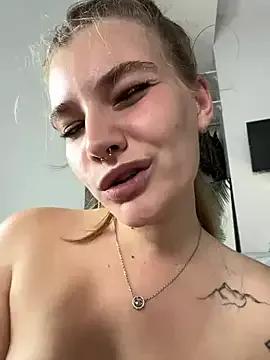 Freechat Holy_Tereza on StripChat