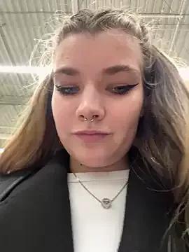 Freechat Holy_Tereza on StripChat