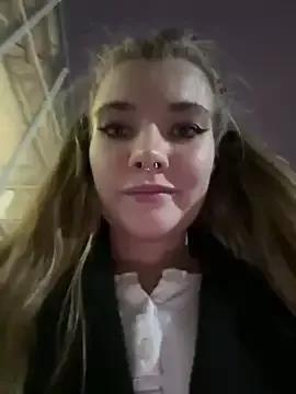 Freechat Holy_Tereza on StripChat