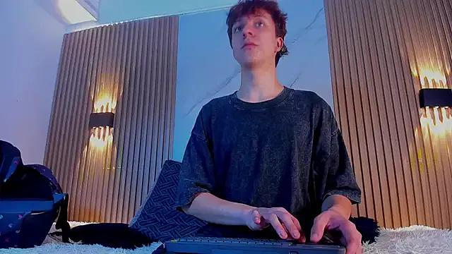 IM_DAREN — cum show