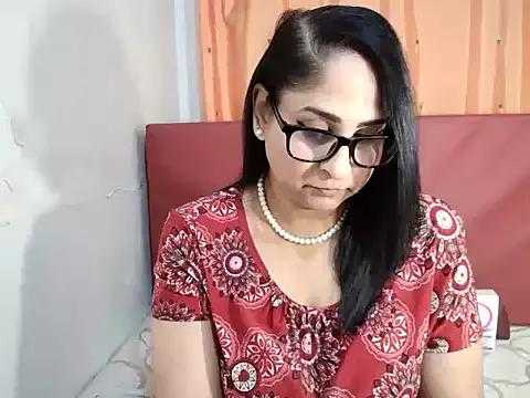 Indiankushy on StripChat 
