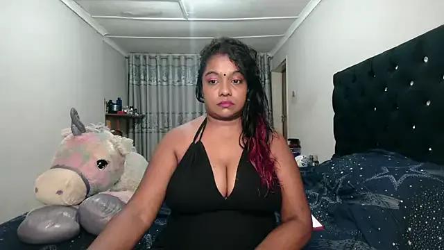 Freechat Indianmayaxoxo on StripChat