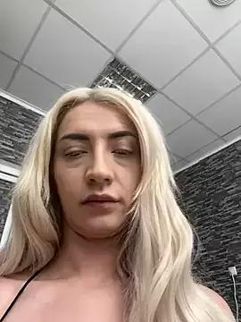 IsabellGliss — playing gentle with my pussy