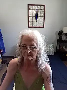 StripChat JoleneDelacroix is Freechat JoleneDelacroix — Oil on my titties