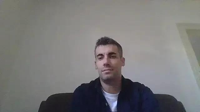 StripChat JulioIsHere4you is Freechat JulioIsHere4you — naked