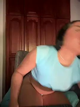 Freechat KaditaNavarro on StripChat