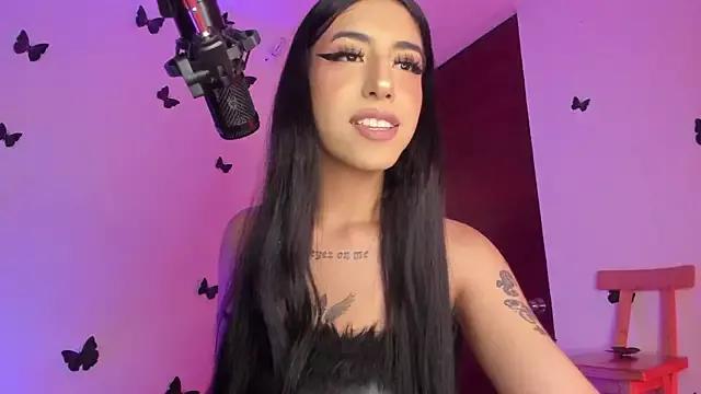 Freechat Kendramillerr_1 on StripChat