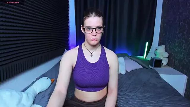 Freechat KIKI_Krash on StripChat