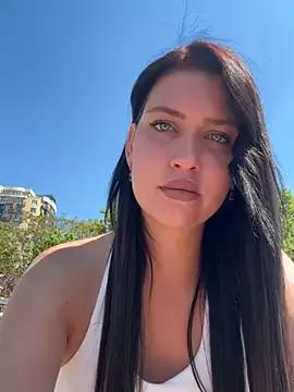 Freechat KikiWatson on StripChat