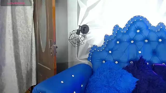 kitty_pervertedx — Freechat on StripChat