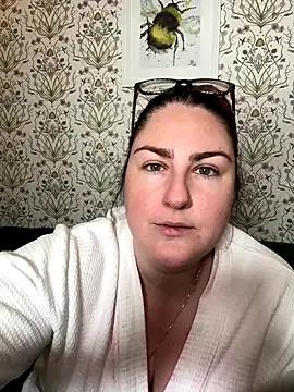 Lacey-BBW — 30secs control of vibe