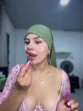 Freechat lalilamassu1 on StripChat