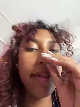 Freechat lauraltt on StripChat