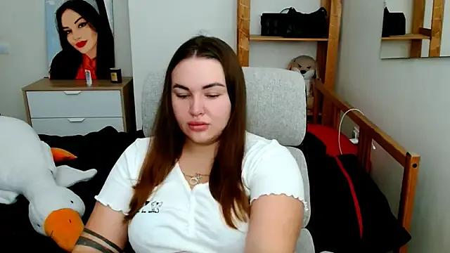 leila_beayte_ — boobs