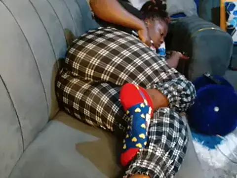 leslysexygirl on StripChat 